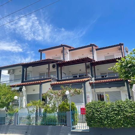 Artemis Hotel Apartments كيراموتي المظهر الخارجي الصورة